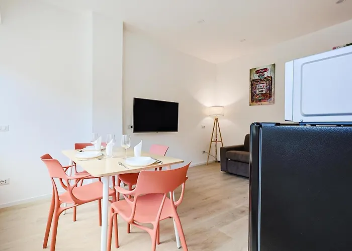 Eur Suites